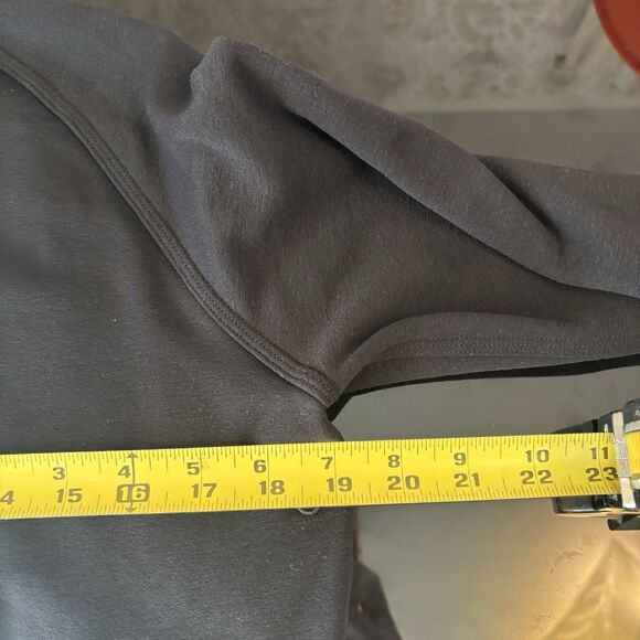 Lululemon Snapshot Crew Sweatshirt Size 6 Black Reflective Leopard Crewneck - Picture 3 of 4